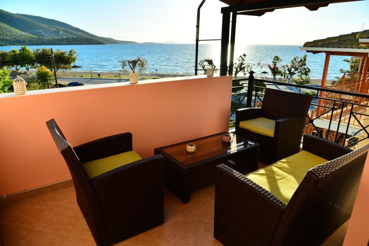 Sea View Luxury Apartment Plataria Esterno foto